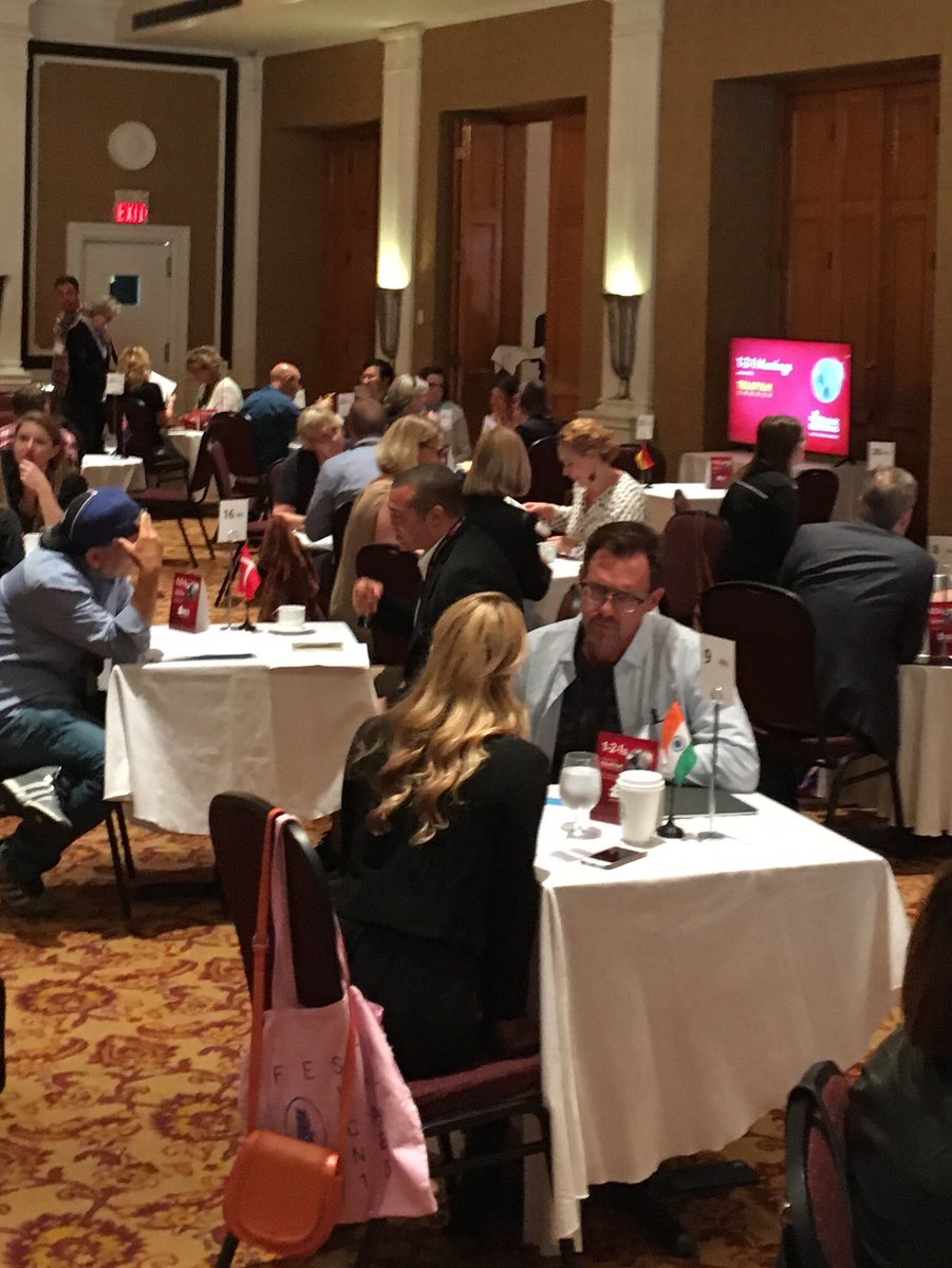 aiffpartners's tweet photo. The heartbeat of @SPcopromarket, 1-2-1 Meetings are underway. #SPCoPro2016 https://t.co/2mh8hpgRm2
