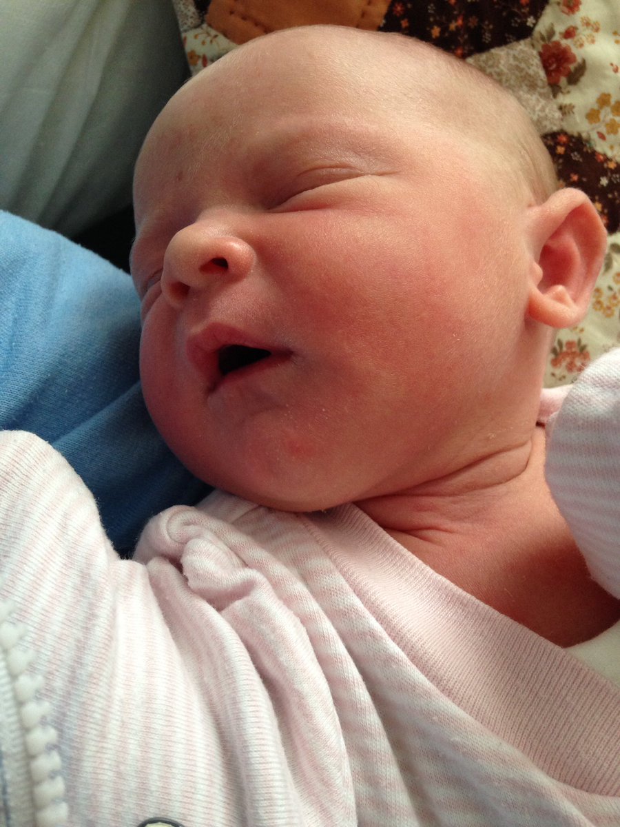 Full of praise for 1:1 midwife team, perfect maternity service experience <a href="/SheffieldHosp/">Sheffield Hospitals</a> @SheffieldCCG <a href="/ChrisCCotton/">Chris Cotton</a>