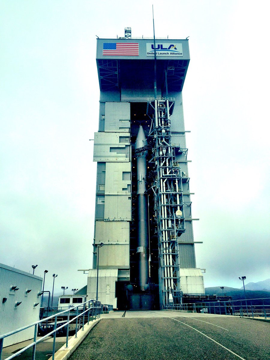 vantortech's tweet photo. It's launch day!!! 🛰 🚀 #WV4 #seemore https://t.co/KtmpwVAm57