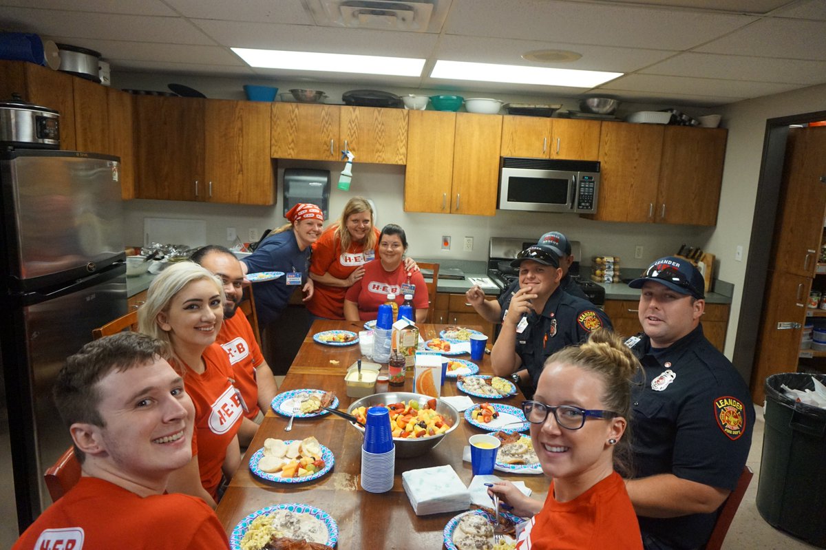 Leander_Fire's tweet photo. THANKS #HEBLeander! #PatriotDay It's was an honor to have you! https://t.co/aQsOMgBLAj
