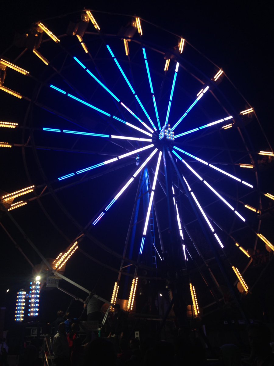 LifeBinbrook's tweet photo. A true staple at any fair check out the Ferris wheel @BinbrookFair this weekend. https://t.co/7DApezWb1f