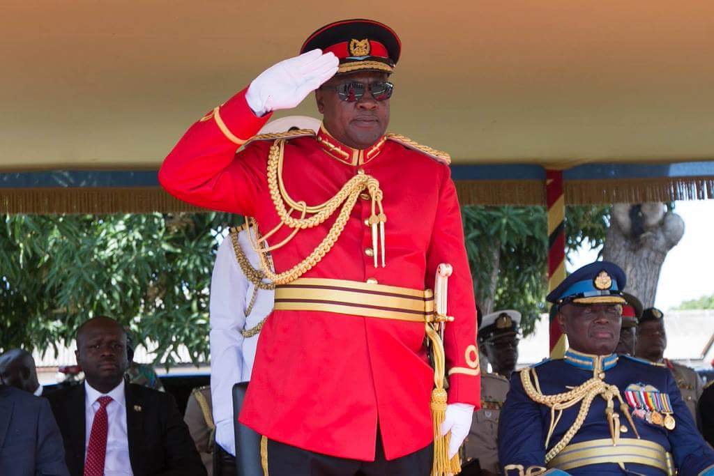Graphicgh's tweet photo. #CommandInChief @Graphicgh https://t.co/9q8H8XnEua