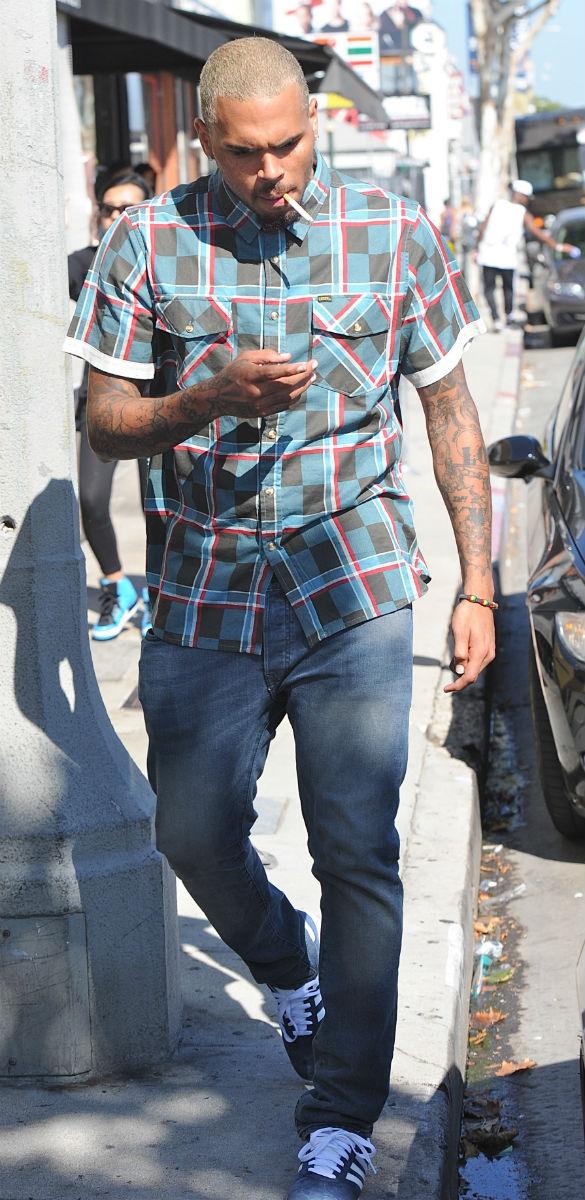 chris brown dressing style 2022