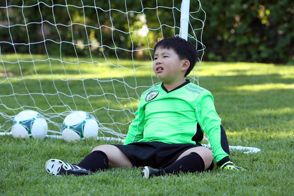 TrophyWifeABC's tweet photo. Don't feel like a failure! Check out all episodes of Trophy Wife in the new ABC App: https://t.co/L29e6KOYD9