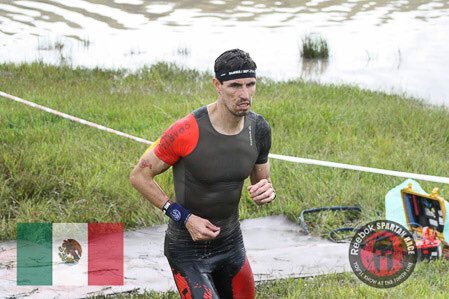 ChrizScherf's tweet photo. A 2 semanas del mundial @ReebokMx @SpartanRace, acá no se descansa en puente! @hammernutrition @barbellhood @GutsMX https://t.co/Jwj1iShqOw