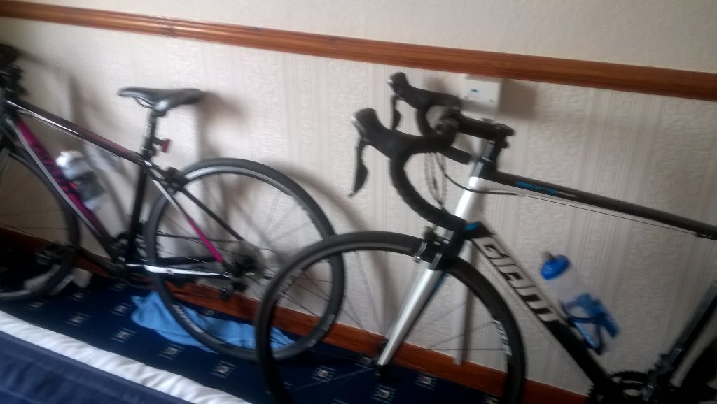 martyn_white2's tweet photo. Just about to register for our date with the Saundersfoot Triathlon bikes tucked in @DanMWhite27 #brickingit https://t.co/LSdTthhAlO