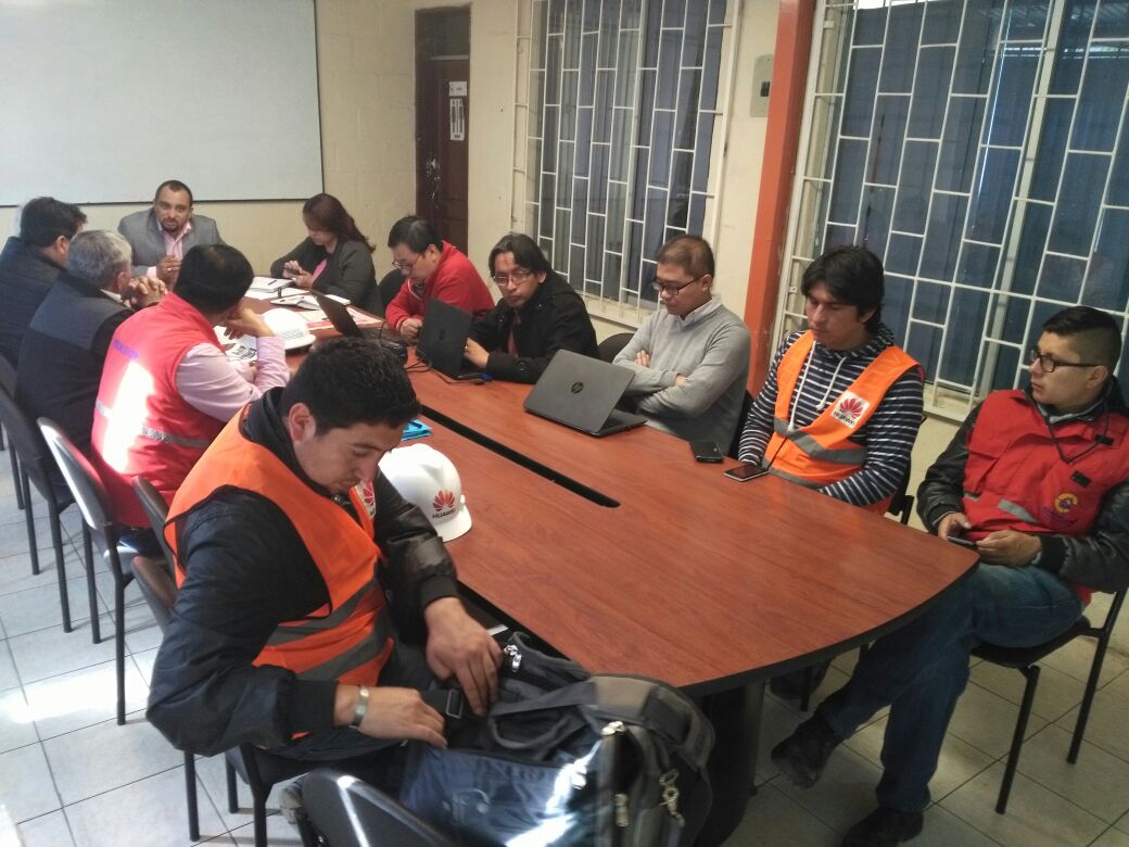 DPS_Chimborazo's tweet photo. Ambato: Seguimiento de obra de repotenciación del #HGDA con SECOB , HUAWEI, CEE y Gobernación de Tungurahua https://t.co/lB5yRAQf3L