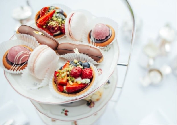 cotswoldlife's tweet image. You've got to love a cream tea! We pick 19 of the best places to go in the #Cotswolds 

bit.ly/211g9ah