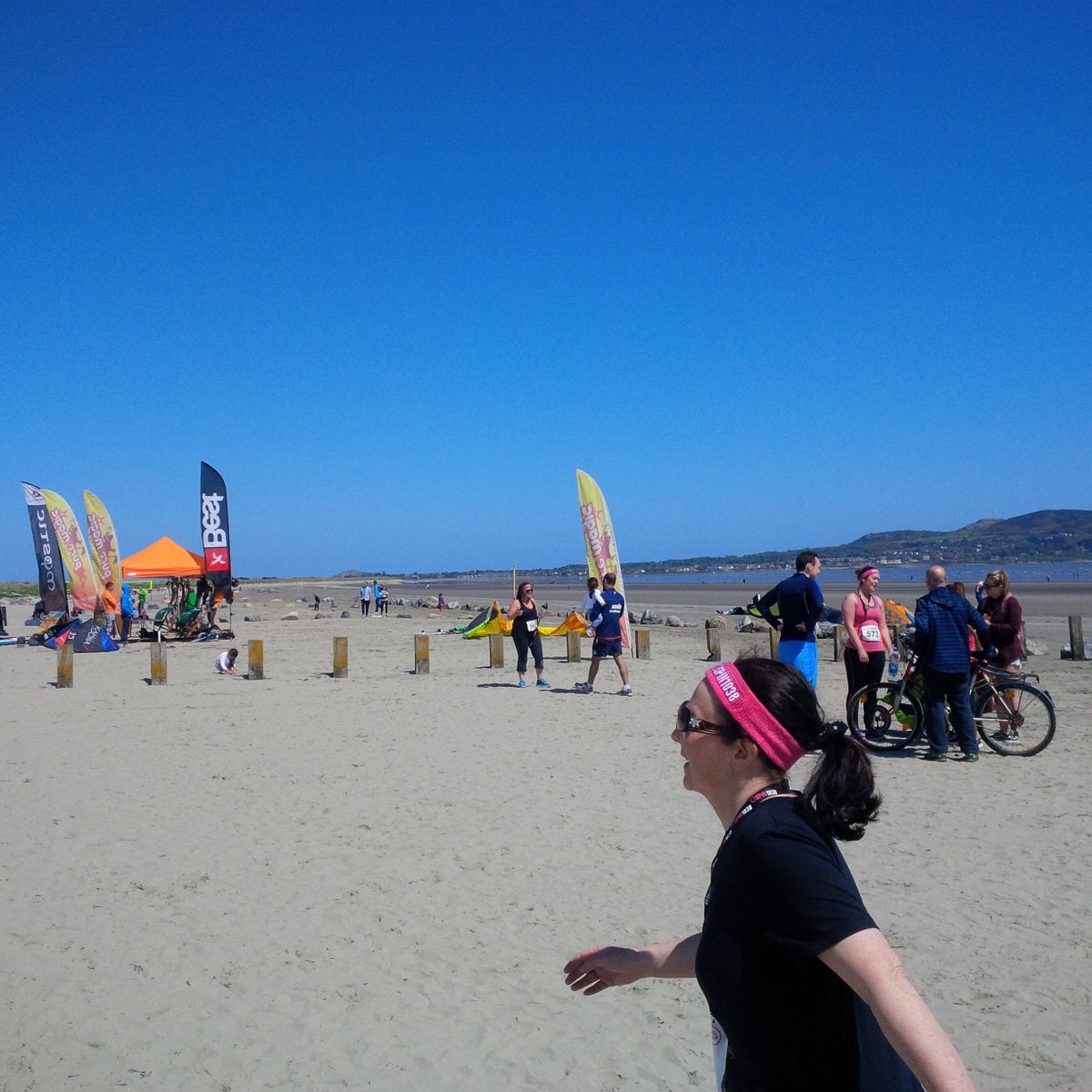 tmcgal's tweet photo. #NationalFitnessDay @lifestylesports  @flyefit #GiveAFit 5K Spin1038 Beach run for charity. Love the outdoors &amp; sun! https://t.co/Gkfx7Uu4ag