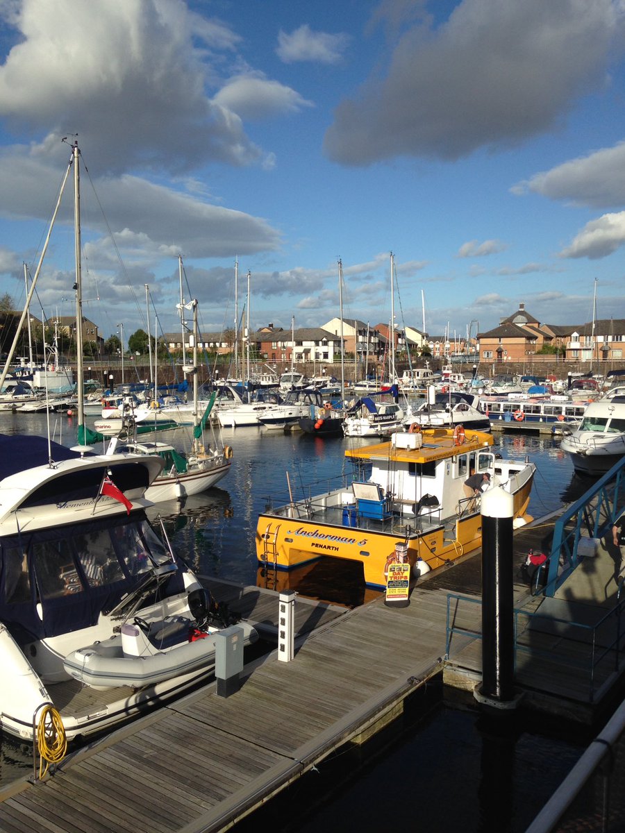 ThatSabrina's tweet image. Because it&apos;s Friday....#champagne #postworkwinddown