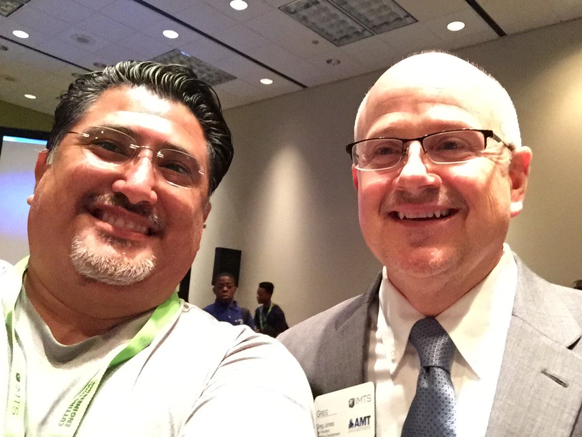 GQben's tweet photo. #IMTSsummit with Greg Jones https://t.co/Tq84DtxvmU