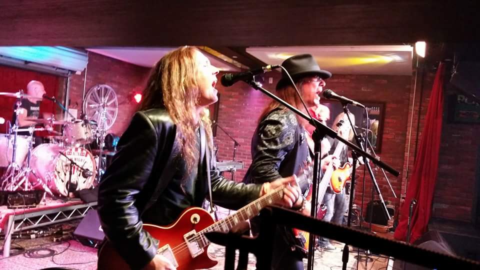 #FBF  Last year <a href="/ultimate_jam/">Ultimate Jam Night</a> <a href="/MattStarrMusic/">Matt Starr マット・スター</a> <a href="/chuckwrightbass/">Chuck Wright</a> @MitchPerry88 ..going strong tuesdays <a href="/TheWhiskyAGoGo/">Whisky A Go-Go</a>