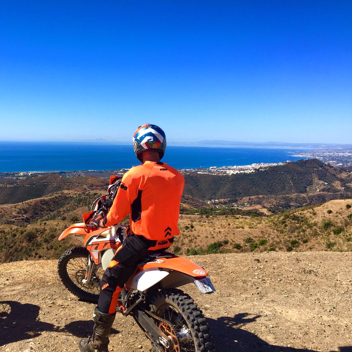 neil_hendry's tweet photo. @offroadorange keep up the good work and all the best with this great venture #ktm #spain https://t.co/WRfd3uEPSO