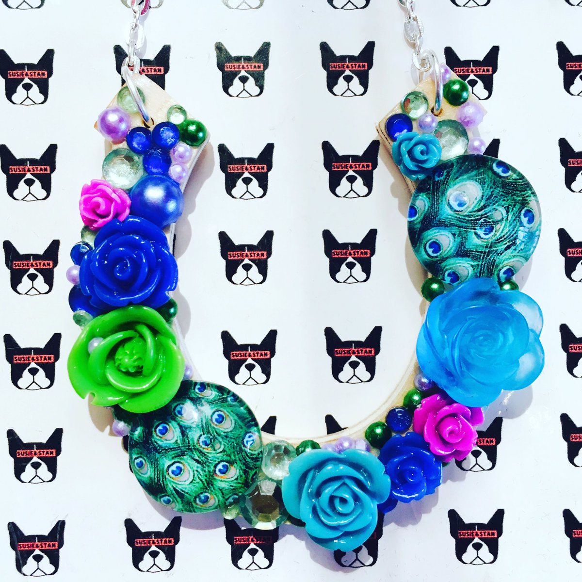 SusieAndStan's tweet photo. Peacock inspired custom make💜💙💚 #handmade necklace #craftbuzz #crafthour https://t.co/rI2VBfY5RB