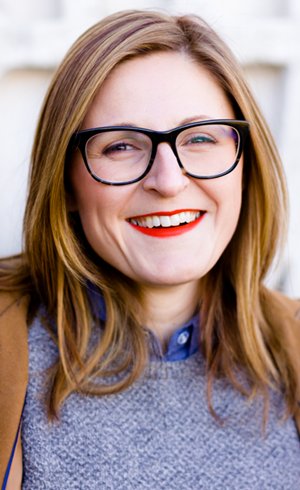 Gray_Magazine's tweet photo. This @IDSVancouver we shine a spotlight on Amber Kingsnorth @wemakinteriors, our #GRAYConversations Stage designer! https://t.co/Ufx5lQN6r3