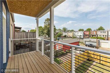 mrleejdrew's tweet photo. RT https://t.co/zt8ULcXdn8 A house with a view- Bryant has a rooftop deck with its own wet bar! #maddc #citylife β¦ https://t.co/aoDkcMmWtx