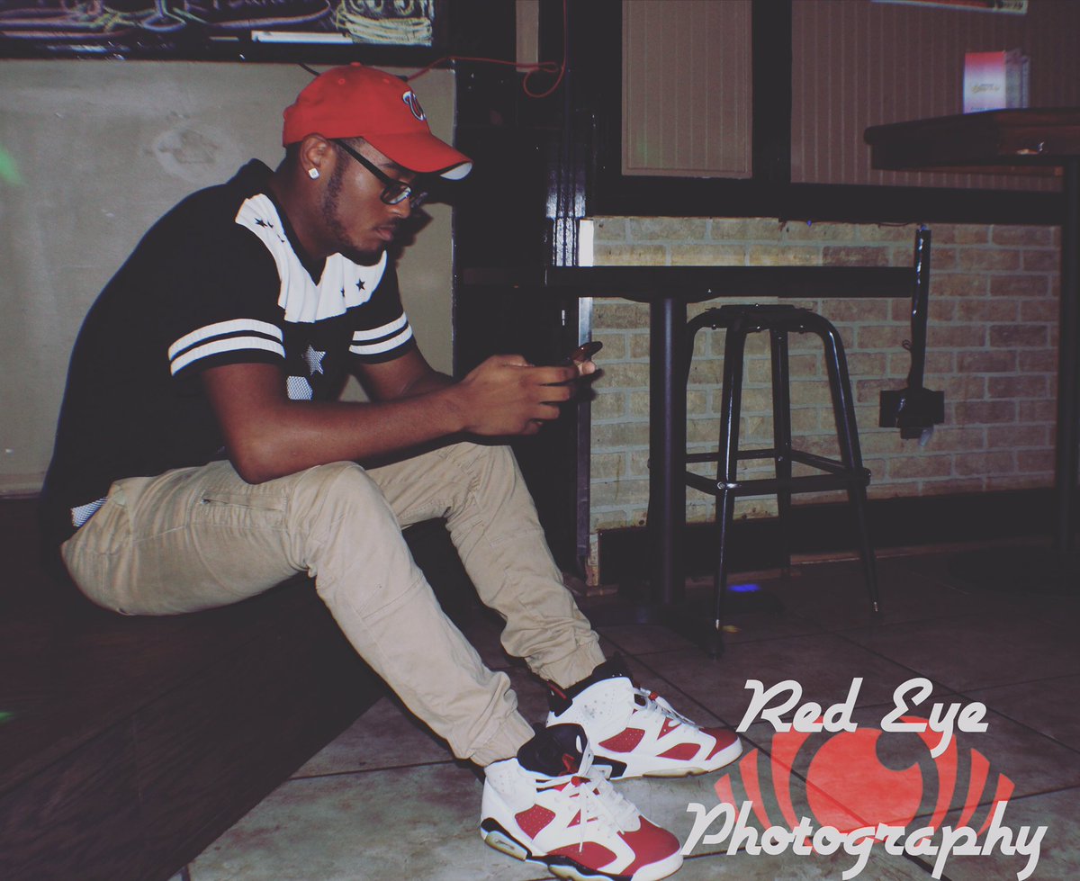 _SheCallMeJohnn's tweet photo. 📸JohnWithTheCam📸#RedEye #RedEyePhotography https://t.co/58wyvchlus