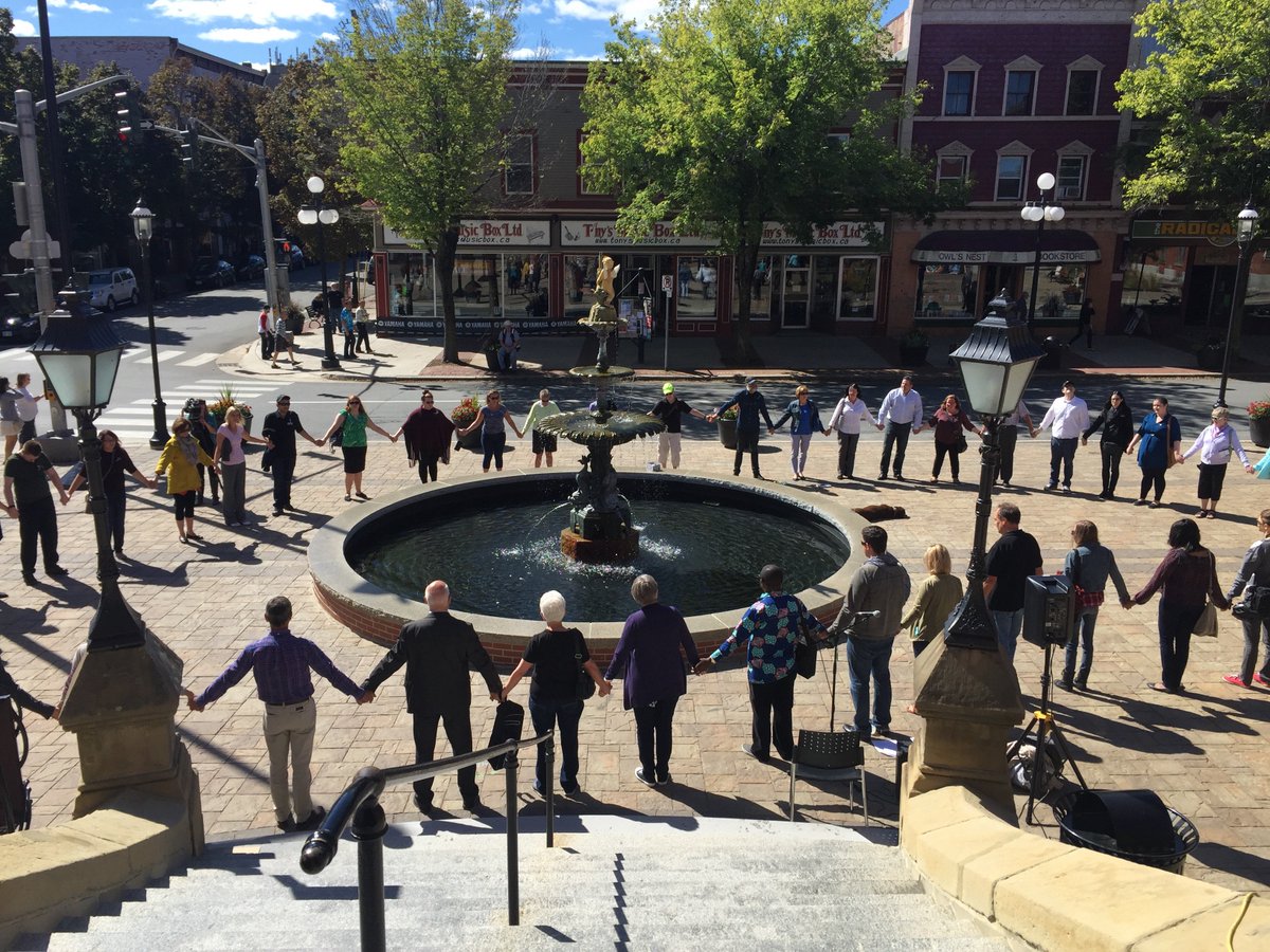 recoverydayfred's tweet photo. Thank you to everyone who came out to #RecoveryDay2016 today! You helped change lives! https://t.co/FFqNIHloK0