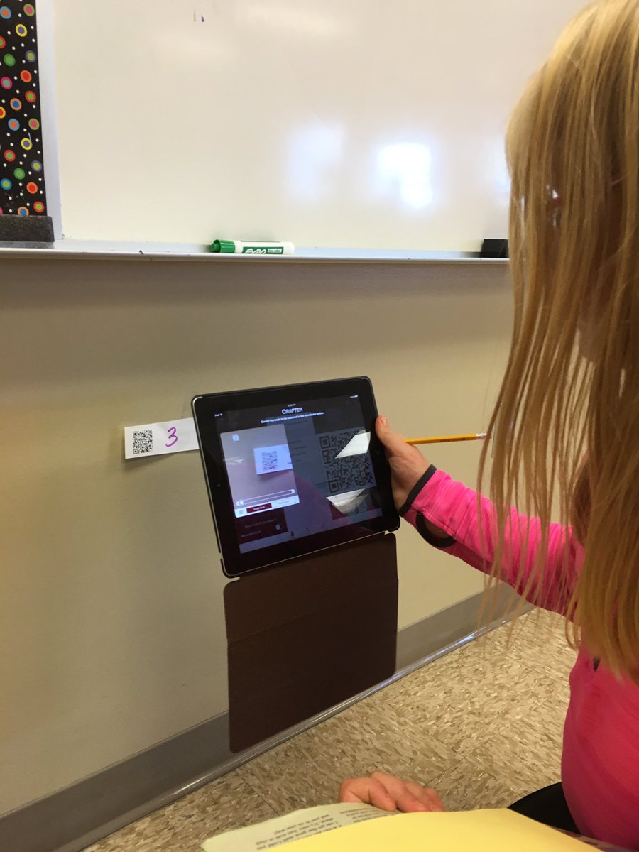 LWajer's tweet photo. Using QR codes to identify steps of the scientific method. #pasarrows #qrcodesarefun https://t.co/7suajJEgkq