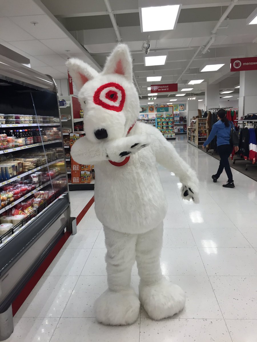 #Bullseye made it to our store to get guests pumped up for #BackToCollegeNight with #PSU <a href="/VincsonGreen/">Vincson Green</a>