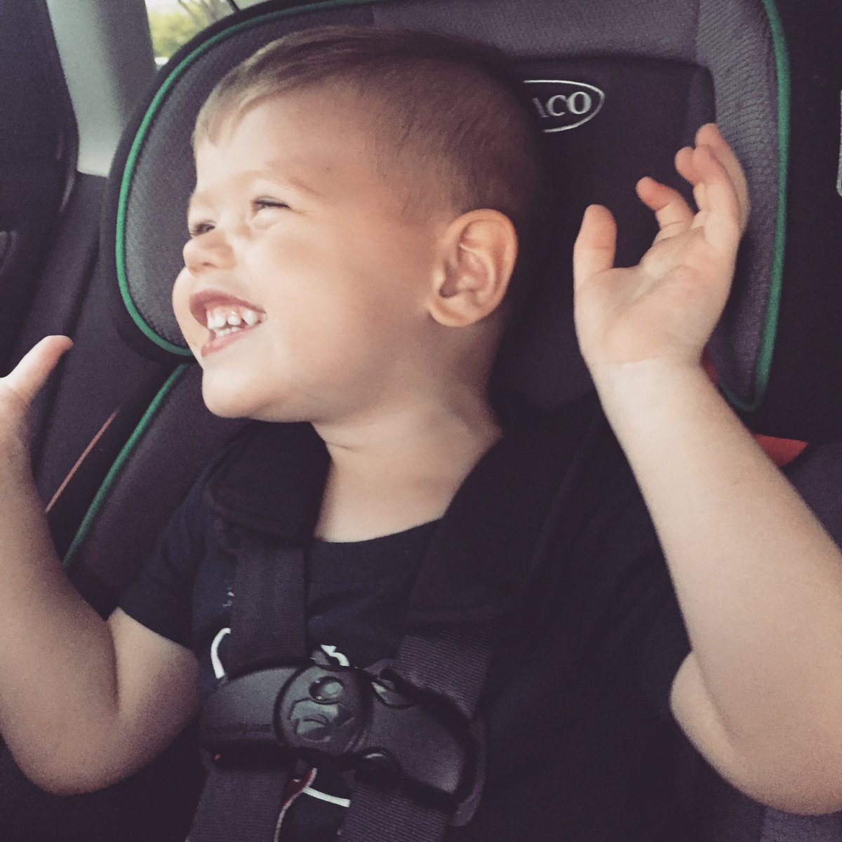 AnnaDvorkin's tweet photo. It's Friday, but I'm just as excited on Mondays! #FutureATTemployee https://t.co/GQaBrUa7ir