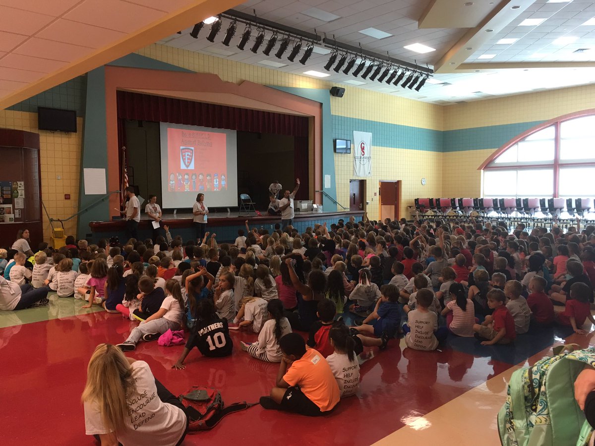 Mr. Maeder tweet media