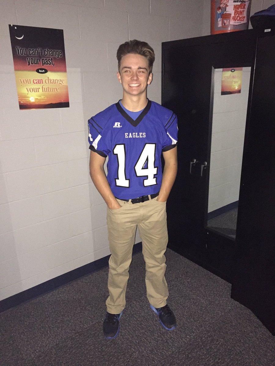 gvhs2019's tweet photo. #BlueWhiteGV16 @GVStuGov https://t.co/HiUiptQAIO