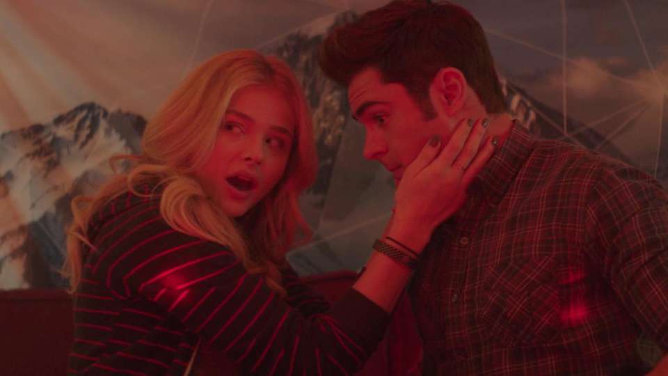 Neighbors 2: Sorority Rising's Chloe Grace Moretz and Co-Stars Are Tired of  This Question Concerning Zac Efron, Interviews