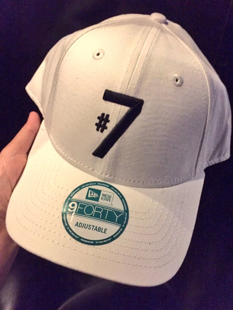 DJ_NANA092's tweet image. #7cap 販売開始五分で
完売しました🙆🏼✨

また再販する予定なので
(数はそんなに多くないかもですが😭)
そのときはよろしくね⭐︎