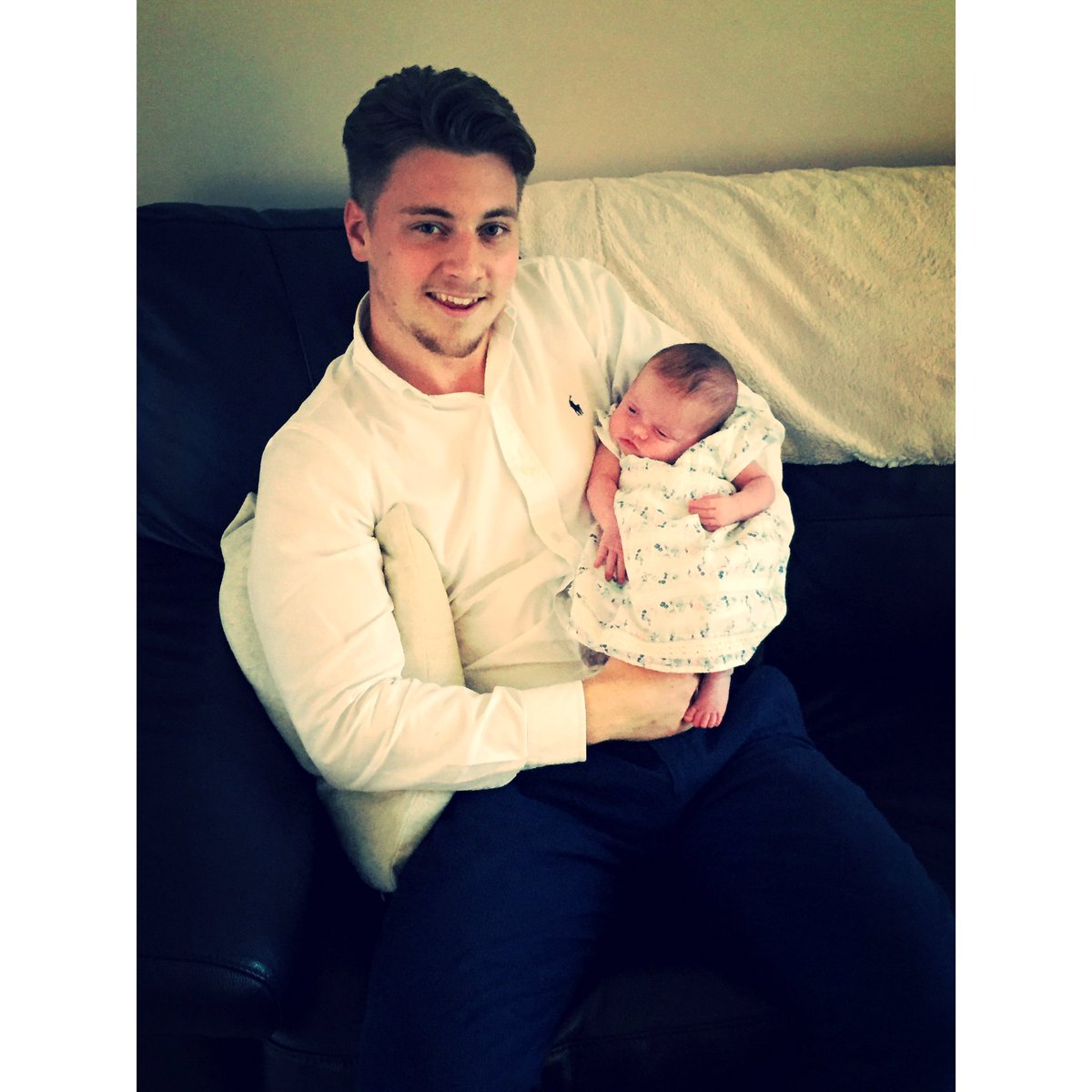 H_McCaffrey's tweet image. Waiting paid off with this absolutely beautiful little bundle of joy❤️ #UncleH #hallieandharry