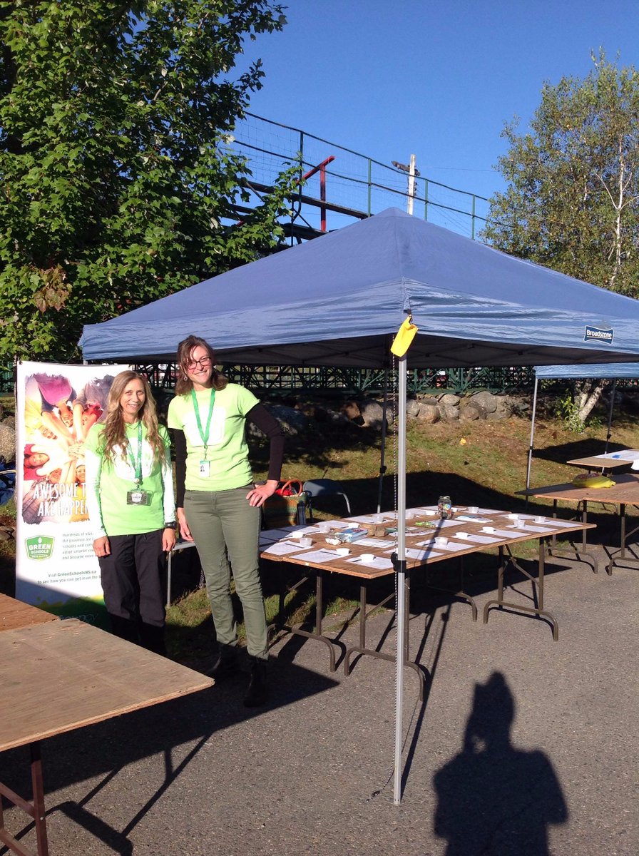 GreenSchools_NS's tweet photo. Lots of #students @SouthShoreRSB engaging in #WasteLess #energy &amp; @efficiencyns activities @GrowingGreenNS today! https://t.co/q3TqG3ZNor