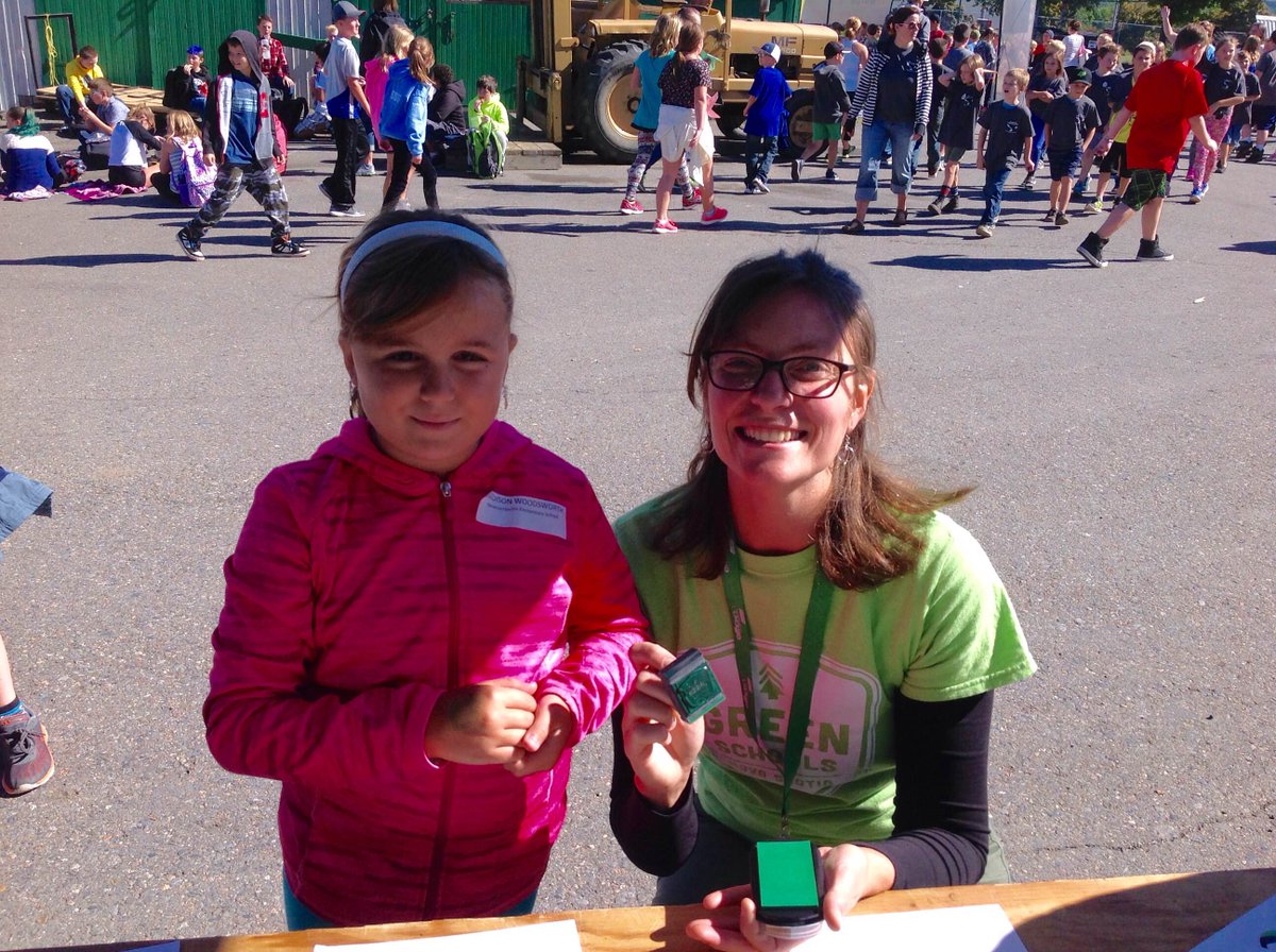 GreenSchools_NS's tweet photo. Lots of #students @SouthShoreRSB engaging in #WasteLess #energy &amp; @efficiencyns activities @GrowingGreenNS today! https://t.co/q3TqG3ZNor