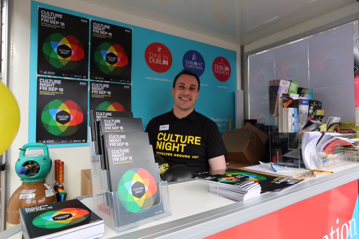 Irelandsphotos's tweet photo. @DublinTown Info Point for @CultureNight #LoveDublin #revolvesaroundyou with all hands on deck https://t.co/nvZq6tNU9U