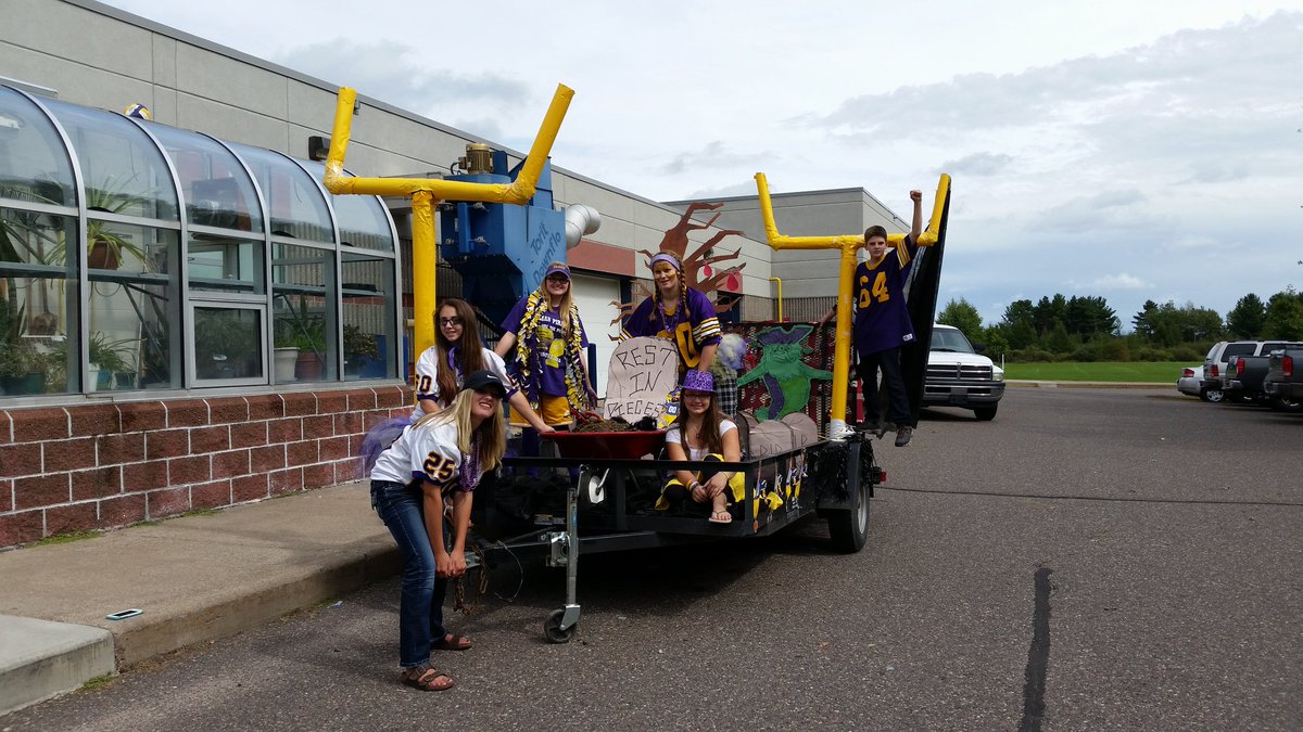 GilmanSchools's tweet photo. Homecoming 2016! #GilmanPride https://t.co/KZsXKSkJiu