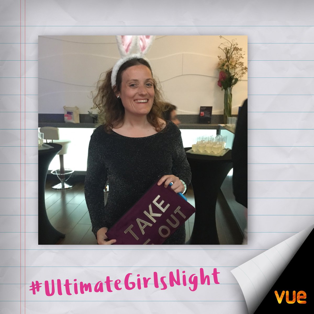 vuecinemas's tweet photo. We are in LOVE with this stunning lady's dress and bag. #Slay

#VuePresents #UltimateGirlsNight https://t.co/IGMMQ1UKNL