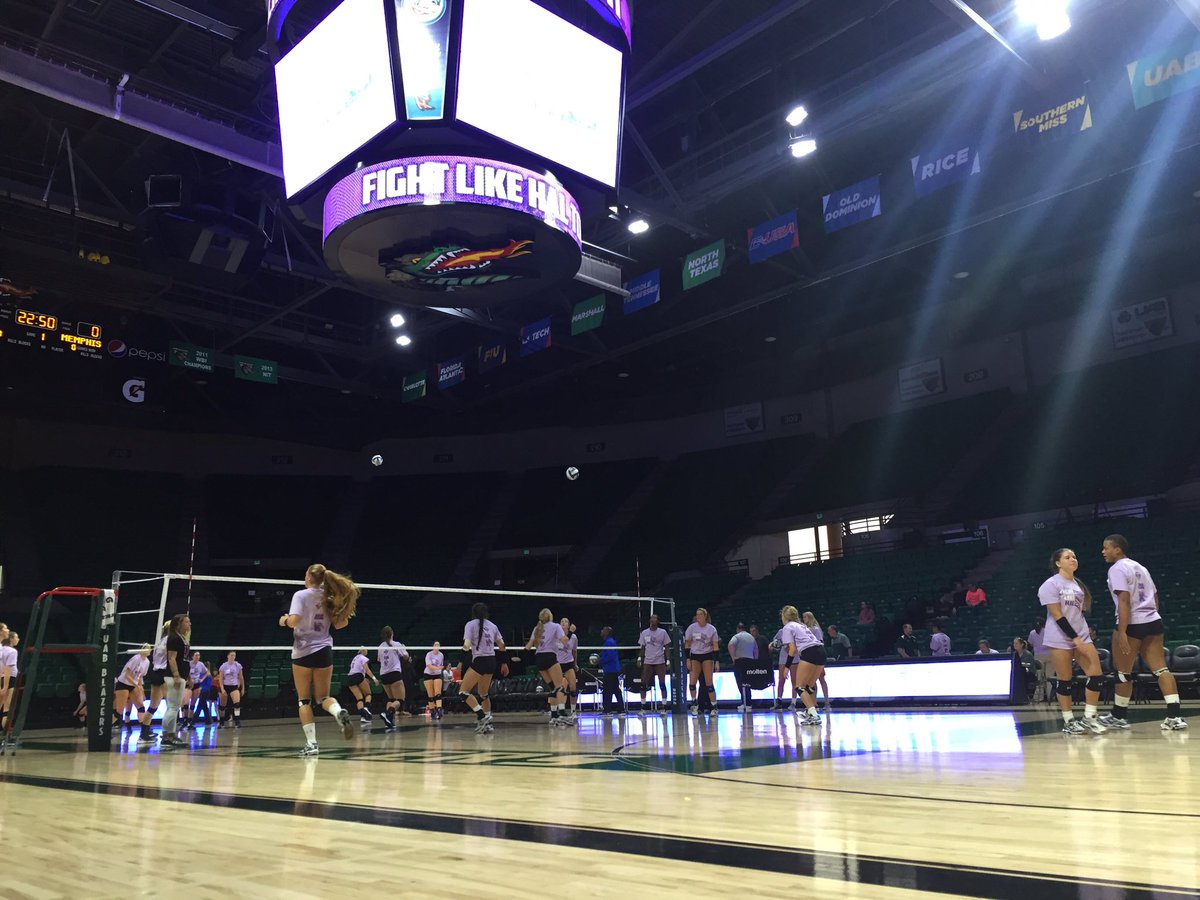 UAB_VB's tweet photo. Memphis and UAB renew a rivalry tonight! First set is in 20 minutes. 

#TogetherWeAre https://t.co/5ubemYnuLZ