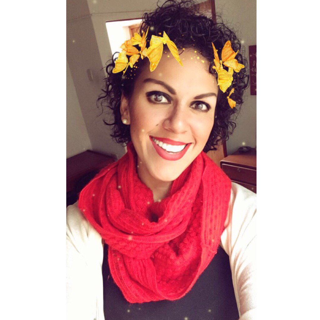 AngeliSVey's tweet photo. #snap #selfie #happy https://t.co/l5UFYc2qYD
