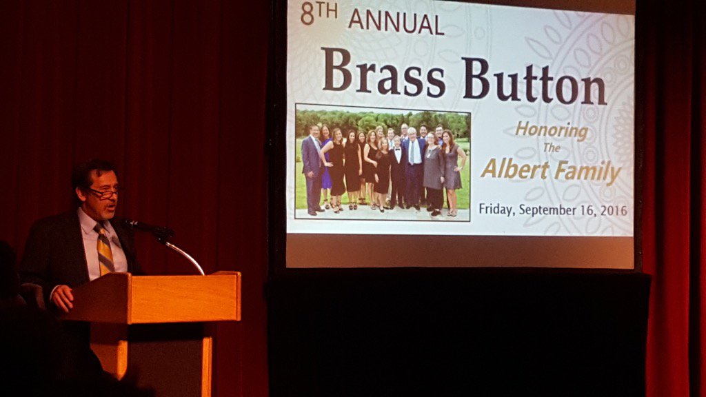 SMA_CT's tweet image. An exceptional night honoring an extraordinary family #AlbertFamily #BrassButton