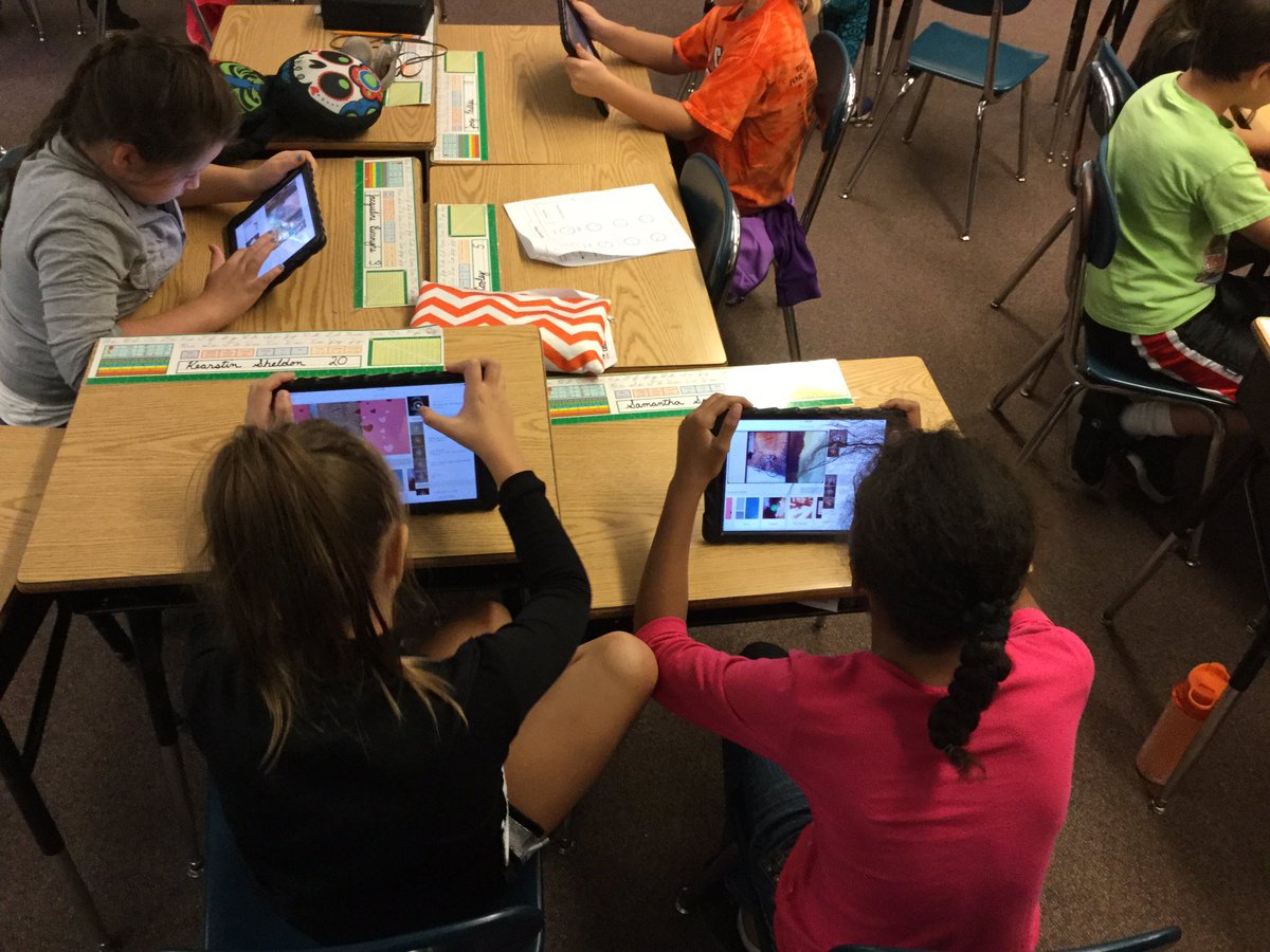 kimwildeboer1's tweet photo. Working on our @Animoto of MI landforms and bodies of water. #apstech #apspinetrails https://t.co/SG4388wKzb