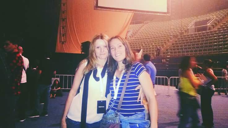 elenaspain1996's tweet photo. Con mi Floflo @FlorMBaillo #OneWordtour https://t.co/FRxcQu35TQ