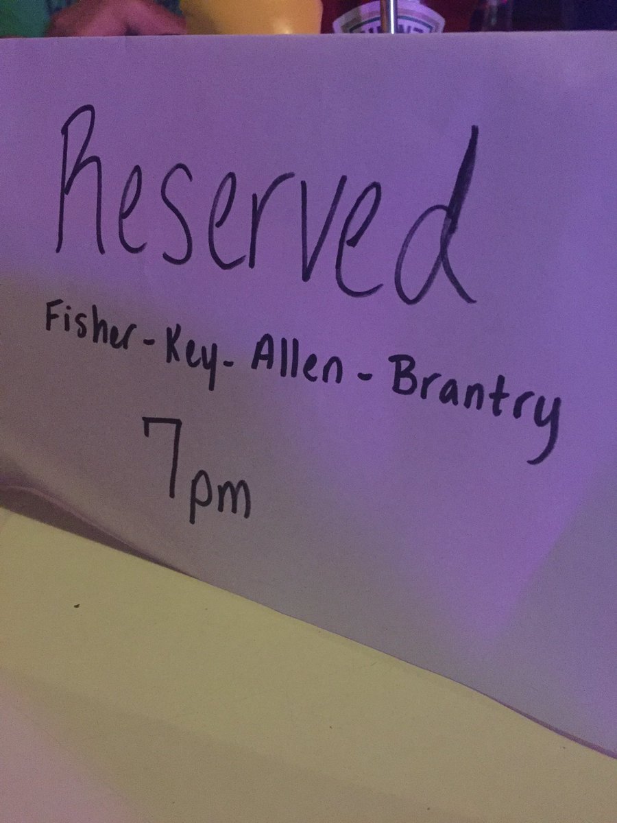 robinlynn_71's tweet photo. You know it's gonna be a good night! #brantry @Bralies @RoadKingKey @JBRANN_29 https://t.co/CrV2UJZgKr