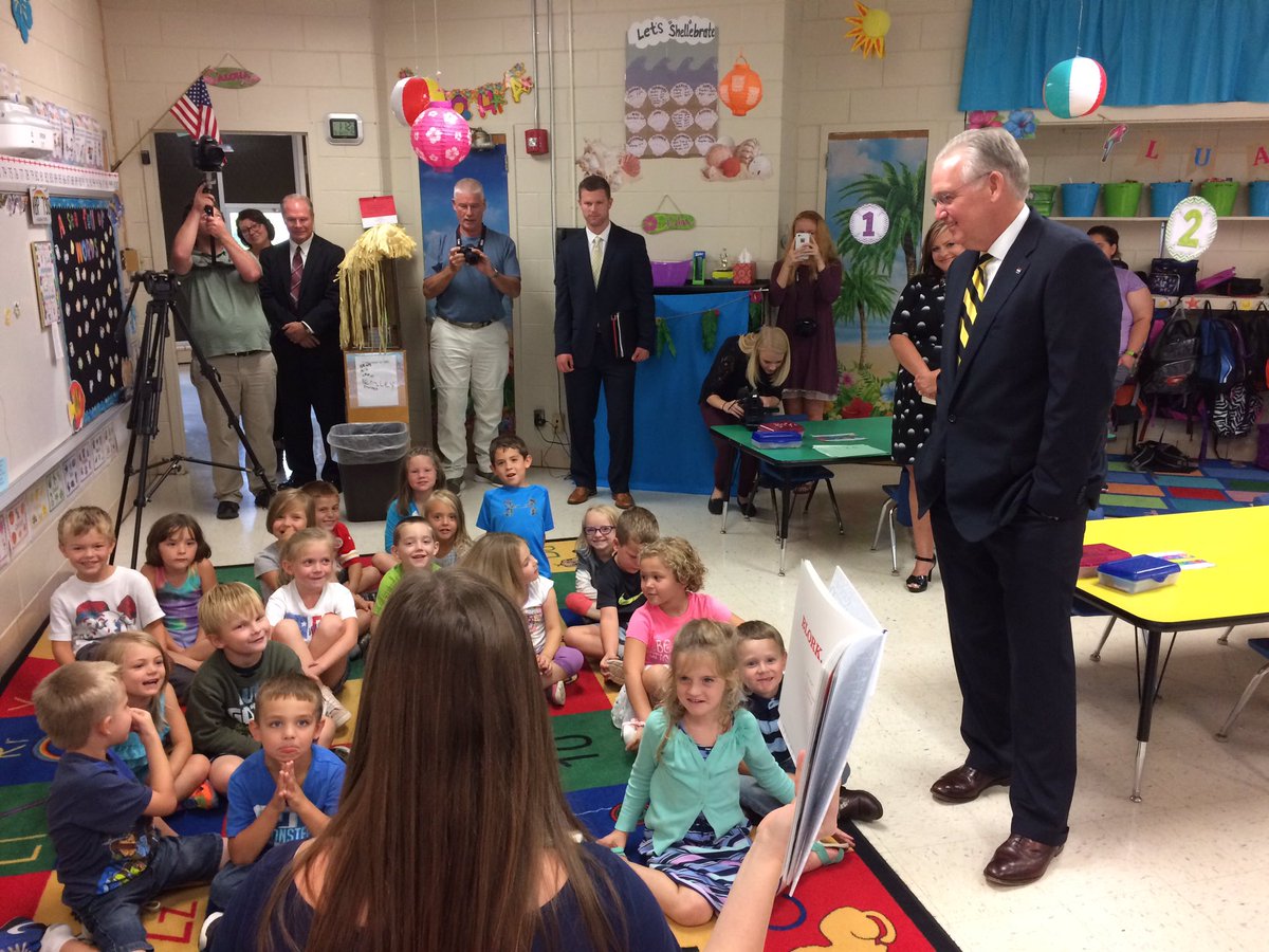 GovJayNixon's tweet photo. 80 new early learning spots coming to #SavannahMO thanks to $1M #MO #StartSmart investment https://t.co/NmihNKgaUo