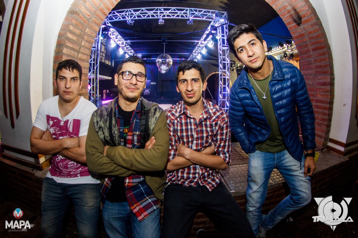 MapaProduccion's tweet photo. ✔ Noche Espectacular, Bailaso! @TrulalaOficial Hizo Temblar #BellVille! 
🎤 🎵 🎹 🎺
✔ Gracias #Trulaleros, #RazaUnica https://t.co/OLR6gjXj6g