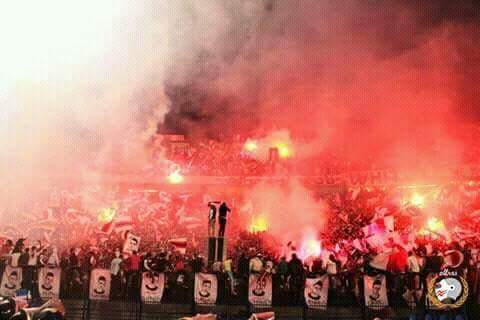 _Moha_H's tweet photo. الفانله البيضه بخطين حمر 
انا هفضل احبها طول العمر 
زملكاوووووووووووووووووووي انا 💗💗💗 https://t.co/GF3S9w1pqc
