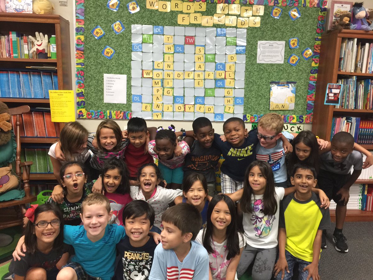 Hickey2ndGrade's tweet photo. Mrs. Rollins' class loves "Words with Friends!" https://t.co/yVQeo0Sfqa