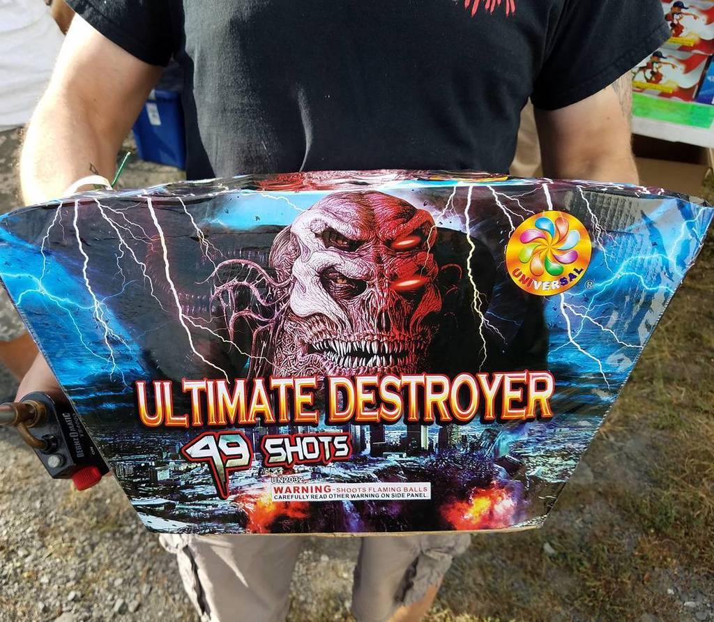 PyroNationUSA's tweet photo. Check out this sexy looking cake!!! #pyro #pyronation #fire #pyrofix #fireworks https://t.co/PMPxljjT8q https://t.co/Vsyttg4971