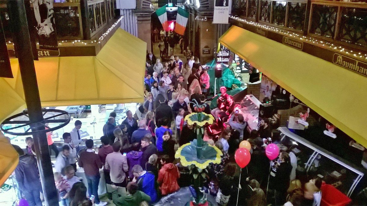 EnglishMarket's tweet photo. @EnglishMarket HUGE thanks 2 the traders @Cerberusecurity &amp; my market staff 4 ur excellent work! #culturenight2016 https://t.co/42Q2TRiarf