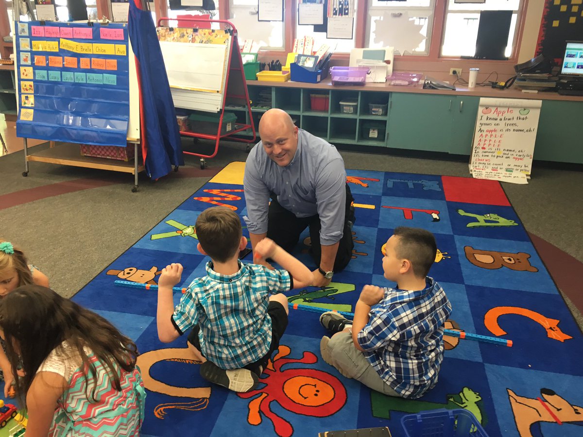 <a href="/MsFischerJSE/">Suzanne Fischer</a> <a href="/jseroadrunners/">John Swett Elementary</a> <a href="/CJCammack/">CJ Cammack</a> #kickinitinkindergarten