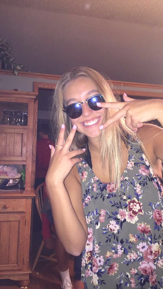 CodyNiesen's tweet photo. Happy birthday @kaylaplars 😂see ya at work! https://t.co/7HyXmpq4wu