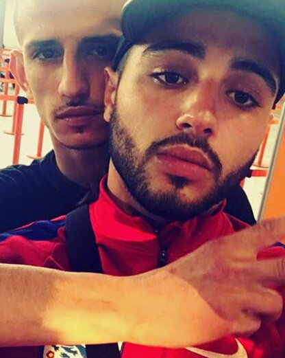 Beau rebeu nu quimper gay LA PLUS GROSSE BITE GAY GROSSE TEUB POILUE